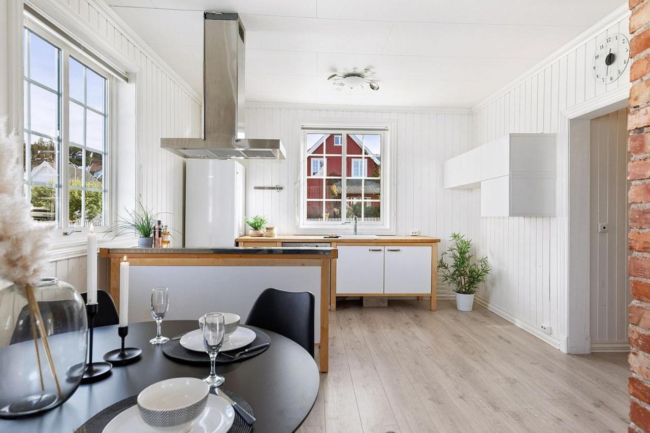 Apartment Sentral Og Koselig Leilighet!