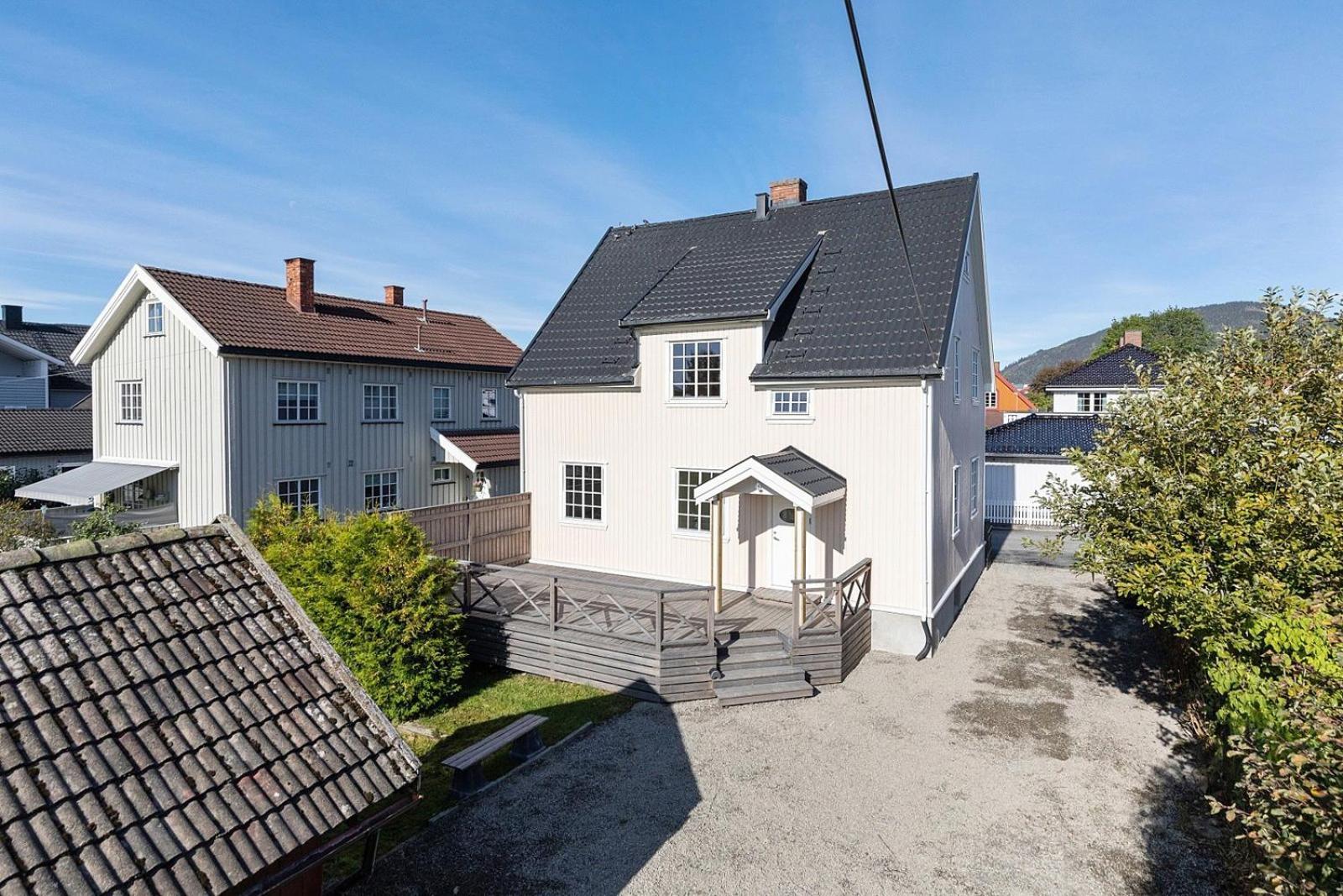 Sentral Og Koselig Leilighet! * Lillehammer